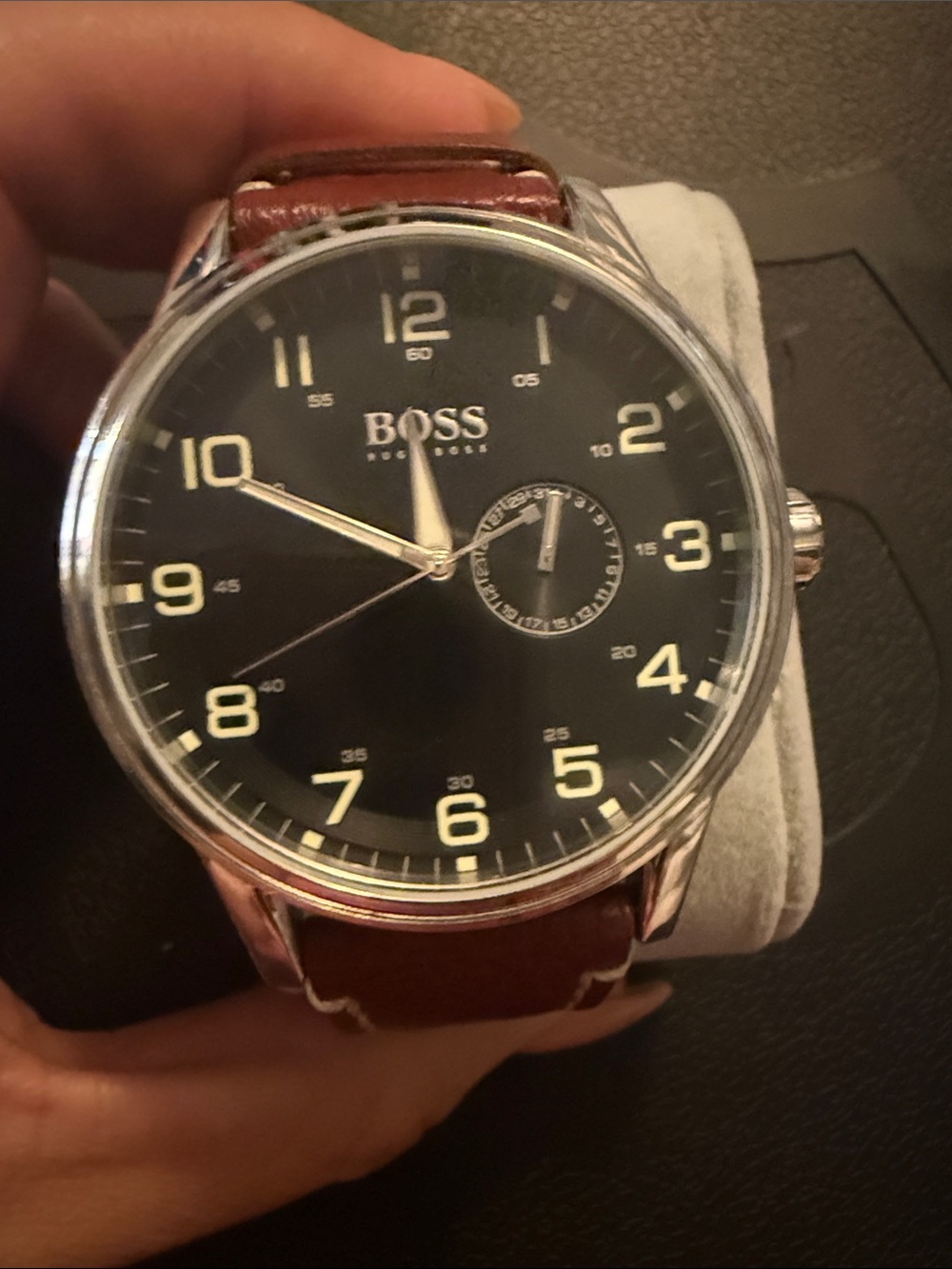 No battery Hugo Boss